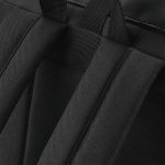 Sac à dos avec rabat roll-top en polyuréthane mat – Image 5