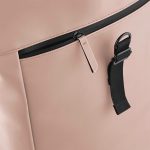 Sac à dos avec rabat roll-top en polyuréthane mat – Image 10