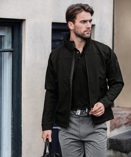 Duxbury  fashionable performance softshell jacket